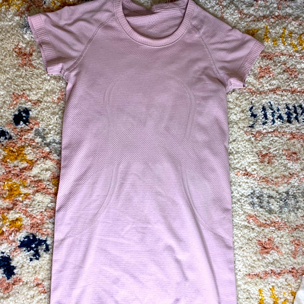 LULILEMON pink swiftly tech top